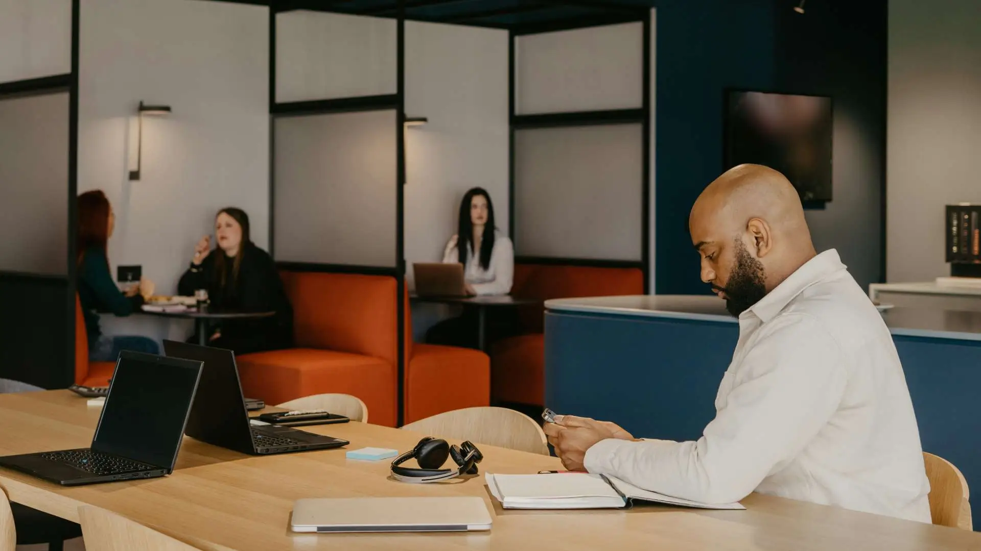 The 20 Best Business Podcasts of 2025